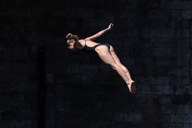 First day of Women 20m high diving final European Aquatics Championships - Paris Germany s Iris Corinna Schmidbauer dive during the first day of Women’s 20m high diving final event during the LEN European Aquatics Championships in the Seine river in Paris on August 7, 2026. Photo by Raphael Lafargue ABACAPRESS.COM Paris France  Copyright: xLafarguexRaphael ABACAx