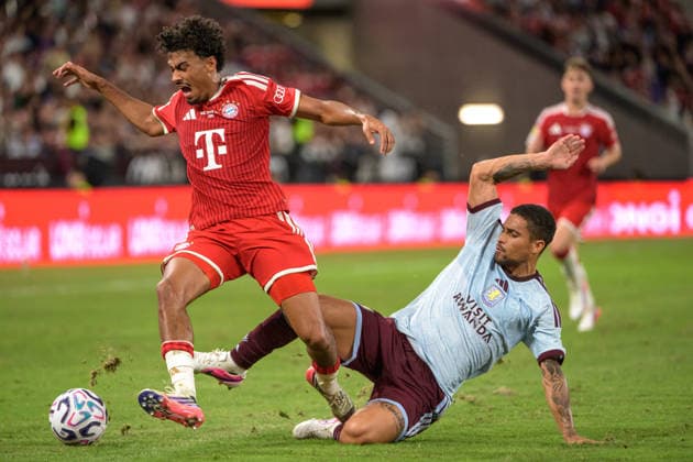 August 7, 2026, Hong Kong, Hong Kong: Nathaniel BROWN in action tackled by Aston Villas, JoÄÂo GOMES Bayern Munich 2-1 win in the pre season 2026-2027 match in Hong Kong. Audi Football Summit Bayern Munich vs Aston Villa Hong Kong Hong Kong Hong Kong - ZUMAr144 20260807_zap_r144_043 Copyright: xJaynexRussellx
