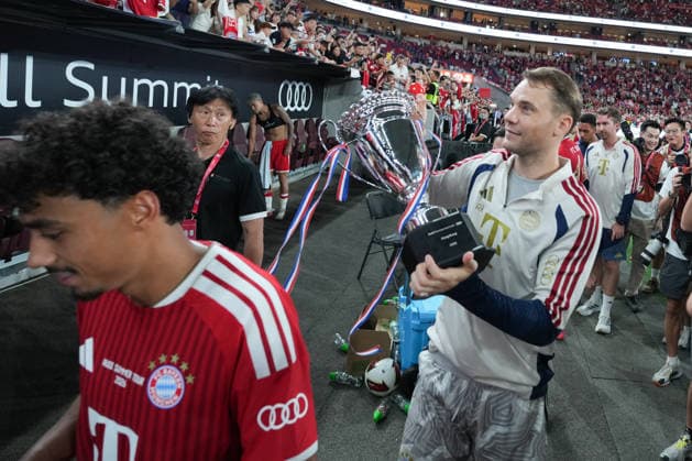 Audi Football Summit 2026: FC Bayern Munich VS Aston Villa Manuel Neuer of FC Bayern Munich holding a Trophy after a match of FC Bayern Munich VS Aston Villa at Kai Tan Stadium during the Audi Football Summit 2026 on August 7, 2026 in Hong Kong. (Photo by Ellan Mad Nexpher Images) Hong Kong