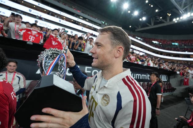 Audi Football Summit 2026: FC Bayern Munich VS Aston Villa Manuel Neuer of FC Bayern Munich holding a Trophy after a match of FC Bayern Munich VS Aston Villa at Kai Tan Stadium during the Audi Football Summit 2026 on August 7, 2026 in Hong Kong. (Photo by Ellan Mad Nexpher Images) Hong Kong
