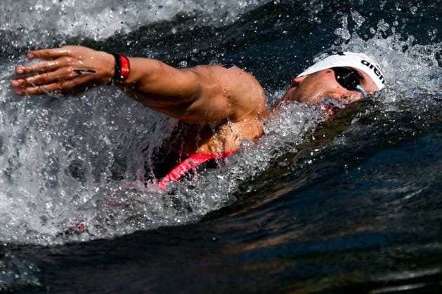 Domenico Acerenza of Italy competes in the open water swimming 3km Knockout Men Final during the European Aquatics Championships at the River Seine in Paris (France), August 7, 2026. Andrea Masini Deepbluemedia Insidefoto