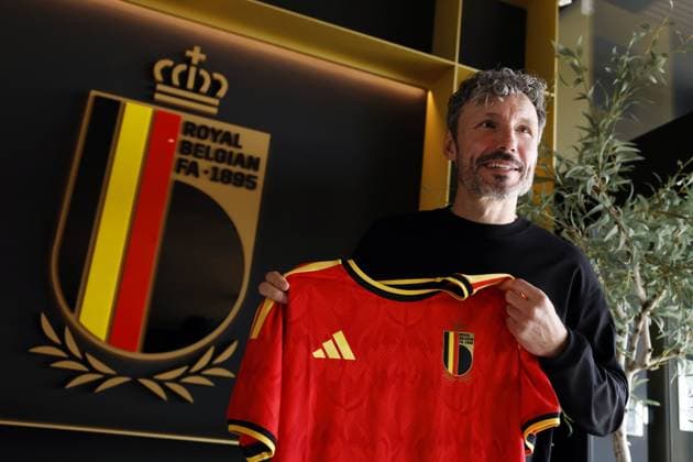 TUBIZE - The new Red Devils national coach Mark van Bommel during the presentation at the Proximus Basecamp. The 49-year-old Dutchman is the successor to Frenchman Rudi Garcia. Van Bommel signs a contract through the 2028 European Championship, EM, Europameisterschaft PIETER STAM DE JONGE ANP xVIxANPxSportx xxANPxIVx 565040329 originalFilename: 565040329.jpg