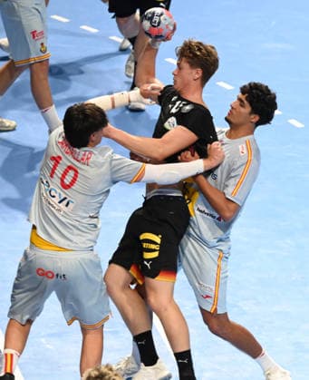 U18 GERMANY vs SPAIN JULIUS EISEND, young handball player of U18 Germany, during the semi final match of European Championship, EM, Europameisterschaft against Spain, at Aleksandar Nikolic Hall. Belgrade, 07.08.2026. photo: Nebojsa Parausic MN Press HANDBALL, MEN™S U18 EHF EURO 2026, GERMANY, SPAIN Belgrade Hall Aleksandar Nikolic Serbia Copyright: xNebojsaxParausicx xMNxPressx