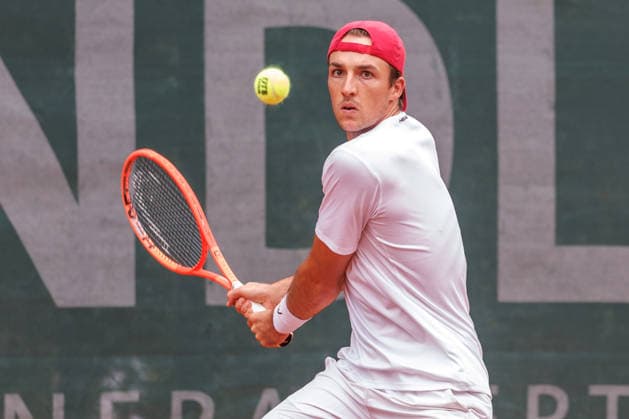 Nino Ehrenschneider ( LTTC Rot Weiß Berlin), 2. Bundesliga Herren: LTTC Rot Weiß Berlin vs. TC Grün Weiss Nikolassee. Berlin, 7.08.2026 im Steffi -Graf-Stadion beim LTTC Rot Weiß Berlin. 2. Bundesliga Herren: LTTC Rot Weiß Berlin vs. TC Grün Weiss Nikolassee *** Nino Ehrenschneider, LTTC Rot Weiß Berlin, 2nd Bundesliga Men s Division: LTTC Rot Weiß Berlin vs. TC Grün Weiss Nikolassee Berlin, August 7, 2026, at Steffi Graf Stadium, hosted by LTTC Rot Weiß Berlin, 2nd Bundesliga Men s Division: LTTC Rot Weiß Berlin vs. TC Grün Weiss Nikolassee