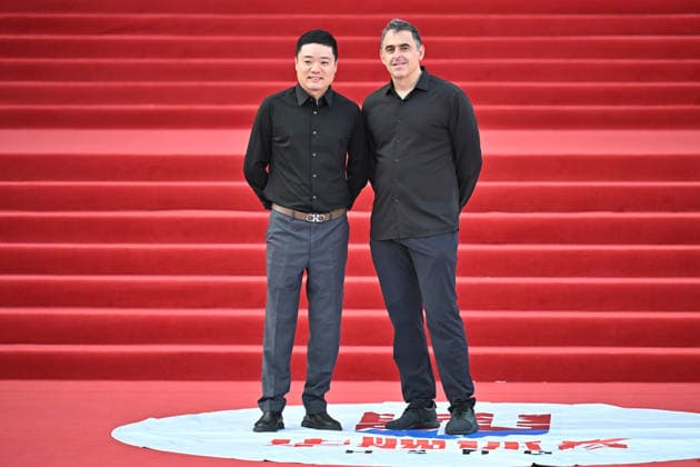 TAIYUAN, CHINA - AUGUST 07: Ding Junhui (L) and Ronnie O Sullivan (R) attend the opening ceremony of the 2026 World Snooker China Open at Binhe Sports Center on August 7, 2026 in Taiyuan, Shanxi Province of China. The tournament features top snooker players competing in the annual event held in China.  Copyright: xChinaxNewsxServicex 111658661935