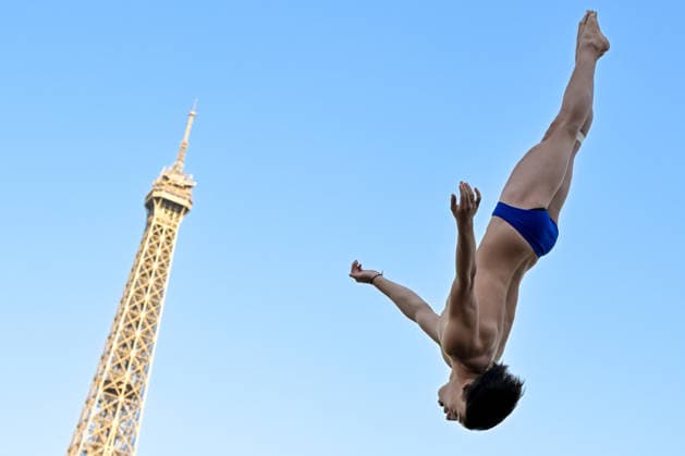 Pavel Istomin Neutral Athlete B competes in the high diving 20m Round 1-2 Men during the European Aquatics Championships at the River Seine in Paris (France), August 7, 2026. Giorgio Scala DBM - Deepbluemedia Insidefoto