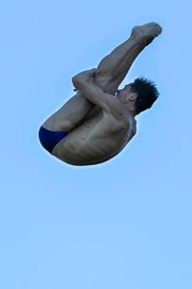 Constantin Popovici of Romania competes in the High Diving Men s 20m Final during the European Aquatics Championships at the Olympic Aquatic Center in Paris (France), August 7, 2026. Giorgio Scala DBM - Deepbluemedia Insidefoto