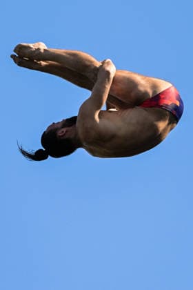 Catalin Petru Preda of Romania competes in the High Diving Men s 20m Final during the European Aquatics Championships at the Olympic Aquatic Center in Paris (France), August 7, 2026. Giorgio Scala DBM - Deepbluemedia Insidefoto
