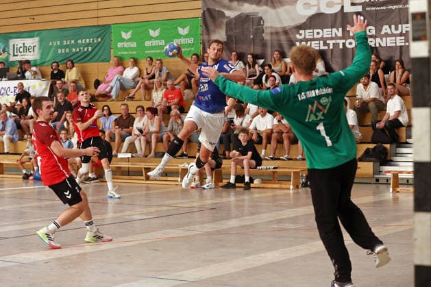 07.08.2026, xovx, Handball Lindencup, TuS Holzheim - HSG Pohlheim v.l. Max Schneider (TuS Holzheim), Christoph Horn (TuS Holzheim), Torben Weinandt (HSG Pohlheim), Ben Fischer (TuS Holzheim) Linden Stadthalle Hessen Deutschland (DE) *** August 7, 2026, xovx, Lindencup Handball Tournament, TuS Holzheim vs. HSG Pohlheim; Max Schneider (TuS Holzheim), Christoph Horn (TuS Holzheim), Torben Weinandt (HSG Pohlheim), Ben Fischer (TuS Holzheim); Linden Stadthalle, Hesse, Germany, DE
