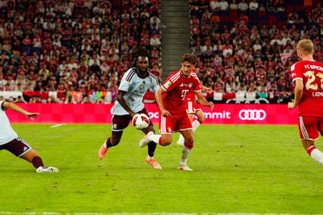HONG KONG-SPORTS BAYERN-ASTON-VILLA A general view shows match action during the first half of the exhibition football match between Bayern Munich and Aston Villa at the Kai Tak Stadium on August 7, 2026 in Hong Kong. Bayern Munich led 1-0 at the end of the first half thanks to a 37th-minute goal by Kim Min-jae. (Photo by Zulu Lo TMHK via Nexpher Images) Hong Kong