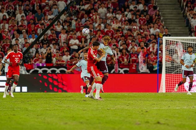 HONG KONG-SPORTS BAYERN-ASTON-VILLA Players of Bayern Munich celebrate after scoring a goal against Aston Villa during their exhibition football match at the Kai Tak Stadium on August 7, 2026 in Hong Kong. Bayern Munich secured a 2-1 victory over Aston Villa in the pre-season friendly. (Photo by Zulu Lo TMHK via Nexpher Images) Hong Kong