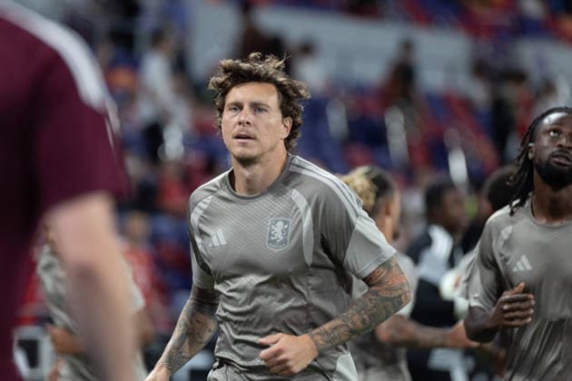 August 7, 2026, Hong Kong, China: VICTOR LINDELOF 3 of Aston Villa in action during Audi Football Summit 2026 Between FC Bayern Munich and Aston Villa at Kai Tak Stadium in Hong Kong on August 7, 2026. Hong Kong China - ZUMAn333 20260807_znp_n333_041 Copyright: xKaxLokxNgx
