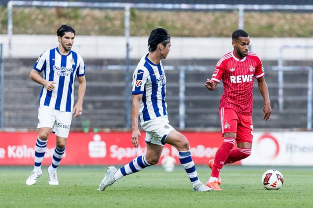 COLOGNE, GERMANY - AUGUST 07: Linton Maina (1. FC Koeln, 37) controls the ball during a friendly match of season 2026 27 between 1. FC Köln vs. Real Sociedad San Sebastian at Geissbockheim on August 07, 2026 in Cologne, Germany. North Rhine Westphalia Germany Copyright: xSteffiexWunderlx