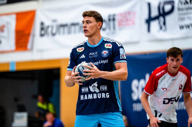 07.08.2026, xdobgx, Handball Heide-Cup 2026, HSV Hamburg - HOJ Elite v.l. Nicolaj Jorgensen (Handball Verein Hamburg, 11) beim Siebenmeter Schneverdingen *** August 7, 2026, xdobgx, 2026 Heide Cup Handball Tournament, HSV Hamburg HOJ Elite vs. Nicolaj Jorgensen Handball Sport Verein Hamburg, 11 in the penalty shootout against Schneverdingen
