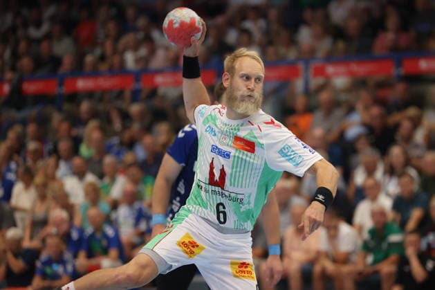 07.08.2026, xtgx, Handball Turnier, EHV Aue - SC Magdeburg emspor, v.l. Matthias Musche (Magdeburg, 6) wirft Tor, Torschuetze, erzielt Tor, Treffer, scores the goal Lößnitz *** August 7, 2026, xtgx, Handball Tournament, EHV Aue vs. SC Magdeburg emspor, from left: Matthias Musche (Magdeburg), 6 takes a shot, goal scorer, scores a goal, Lößnitz