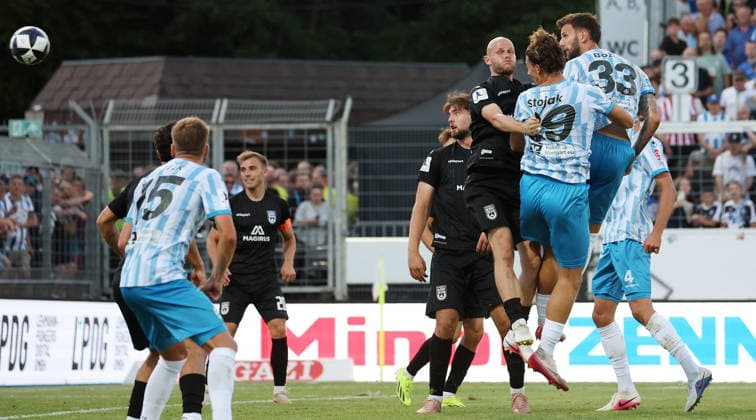 2026.08.07, Deutschland, Stuttgart-Degerloch, Fußball Stuttgarter Kickers vs. SSV Ulm, Torschütze Dejan Bozic (Kickers, rechts) köpft das Tor zum 1:1 *** August 7, 2026, Germany, Stuttgart Degerloch, Soccer: Stuttgarter Kickers vs. SSV Ulm; Dejan Bozic of the Kickers scores the goal to tie the game at 1–1 with a header from the right