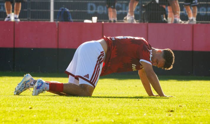 07.08.2026 - Fussball - Saison 2026 2027 - Regionalliga Bayern - 03. Spieltag: 1. FC Nürnberg FCN II ( Club ) - TSV Buchbach - DaMa - xdaxmax - Joel Skowronek (39, 1. FC Nürnberg FCN II ) enttäuscht Enttäuschung *** August 7, 2026 Soccer Season 2026–2027 Bavarian Regional League 03 Matchday 1 FC Nuremberg FCN II Club TSV Buchbach Women s Team xdaxmax Joel Skowronek 39, 1 FC Nuremberg FCN II Disappoints Disappointment