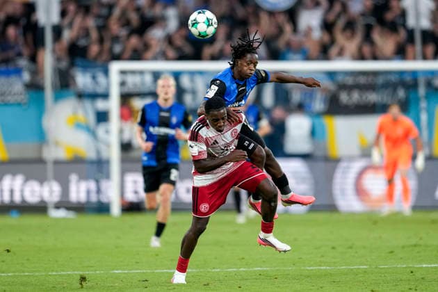 v.li.: Kaden Amaniampong (F95, 39), Nolan Xavier Muteba N Tumba (NTumba, SV Waldhof, 29), beim Kopfball, Kopfballduell, Spielszene, Zweikampf in der Luft, Aktion, Action, 07.08.2026, Mannheim (Deutschland), Fussball, 3. Liga, SV Waldhof Mannheim - Fortuna Düsseldorf, DFB DFL REGULATIONS PROHIBIT ANY USE OF PHOTOGRAPHS AS IMAGE SEQUENCES AND OR QUASI-VIDEO. *** From left: Kaden Amaniampong F95, 39, Nolan Xavier Muteba N Tumba NTumba, SV Waldhof, 29, during a header, header duel, game scene, aerial duel, action, August 7, 2026, Mannheim, Germany, soccer, 3. Liga, SV Waldhof Mannheim vs. Fortuna Düsseldorf, DFB and DFL regulations prohibit any use of photographs as image sequences and or quasi-video xozx
