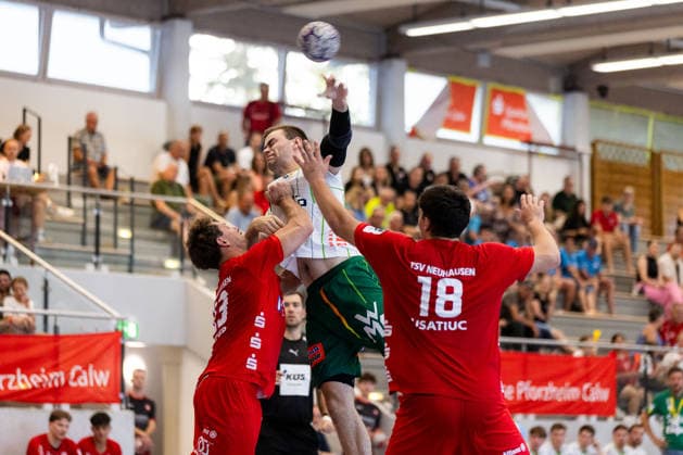 Max BENEKE (FRISCH AUF! Goeppingen, 09) erzielt ein Tor, Aktion, Torwurf GER, FRISCH AUF! Goeppingen vs. TSV Neuhausen Filder, Handball, Vorbereitung, Turnier, S-Cup Altensteig, Viertelfinale, Spielzeit 2026 2027, 07.08.2026, GER, FRISCH AUF! Goeppingen vs. TSV Neuhausen Filder, Handball, Vorbereitung, Turnier, S-Cup Altensteig, Viertelfinale, Spielzeit 2026 2027, 07.08.2026, Altensteig *** Max BENEKE FRISCH AUF Goeppingen, 09 scores a goal, play, shot on goal GER, FRISCH AUF Goeppingen vs. TSV Neuhausen Filder, handball, preseason, tournament, S Cup Altensteig, Quarterfinals, 2026–2027 season, August 7, 2026, GER, FRISCH AUF Goeppingen vs. TSV Neuhausen Filder, handball, preseason, tournament, S Cup Altensteig, quarterfinals, 2026–2027 season, August 7, 2026, Altensteig Copyright: xEibnerxPressefoto OliverxSchmidtx EP_OST