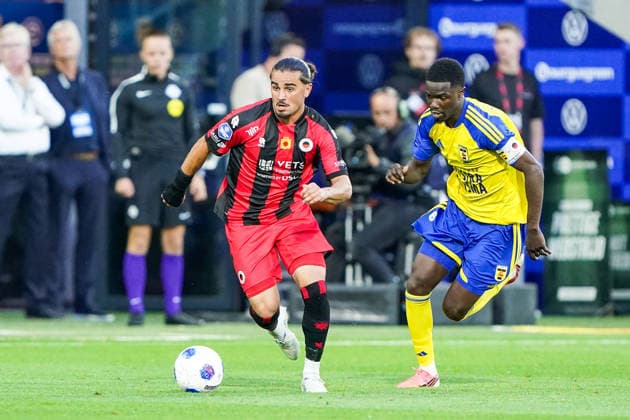 2026-08-07 SC Cambuur v Excelsior LEEUWARDEN, NETHERLANDS - AUGUST 7: Irakli Yegoian of Excelsior Rotterdam, Jamal Amofa of SC Cambuur during the VriendenLoterij Eredivisie match between SC Cambuur and Excelsior at Kooi Stadion on August 7, 2026 in Leeuwarden, Netherlands. Leeuwarden Kooi Stadion Netherlands Content not available for redistribution in The Netherlands directly or indirectly through any third parties. Copyright: xAndrexWeeningx