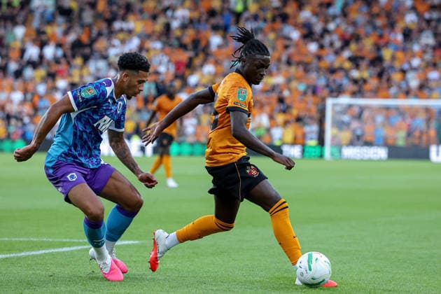 Wolverhampton Wanderers v Port Vale, EFL Carabao Cup Wolverhampton Wanderers midfielder Mateus Mane (36) battles for possession during the EFL Carabao Cup match between Wolverhampton Wanderers and Port Vale at Molineux, Wolverhampton, UK on 8 August 2026. Wolverhampton Molineux West Midlands UK Editorial use only DataCo restrictions apply See www.football-dataco.com , Copyright: xManjitxNarotrax PSI-24675-0018