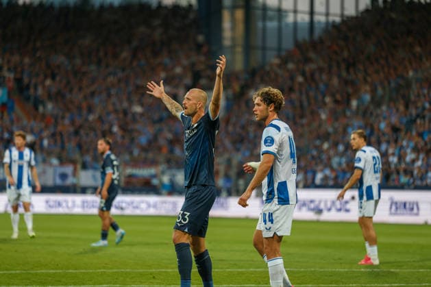 Deutschland: Fussball 2.Bundesliga 2026 2027, 1. Spieltag - VfL Bochum vs Hertha BSC - Vonovia Ruhrstadion (Bochum): Geste, Gestik, Emotion Philipp Hofmann (VfL Bochum, 33) *** Germany Soccer 2. Bundesliga 2026–2027, Matchday 1: VfL Bochum vs. Hertha BSC at Vonovia Ruhrstadion, Bochum; Gestures, Body Language, Emotion: Philipp Hofmann (VfL Bochum), 33 Copyright: xAymanxAlahmedx