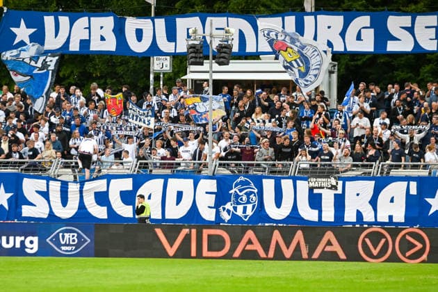 Fans den VfB Oldenburg VfB Oldenburg vs. SV Drochtersen Assel, Fussball, Regionalliga Nord, 2. Spieltag, Saison 2026 2027, 07.08.2026, VfB Oldenburg vs. SV Drochtersen Assel, Fussball, Regionalliga Nord, 2. Spieltag, Saison 2026 2027, 07.08.2026 Oldenburg *** Fans of VfB Oldenburg: VfB Oldenburg vs. SV Drochtersen Assel, Soccer, Regionalliga Nord, Matchday 2, 2026–2027 Season, August 7, 2026, VfB Oldenburg vs. SV Drochtersen Assel, Soccer, Regionalliga Nord, Matchday 2, 2026–2027 Season, August 7, 2026, Oldenburg Copyright: xEibner-Pressefoto RobertxGertzenx EP_RGN