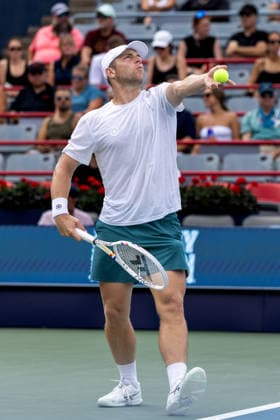 August 7, 2026, Montreal, Quebec, Canada: TALLON GRIEKSPOOR from Nederlands serving in match against Matteo Arnaldi (30) from Italia in third round at Canadian Open at IGA stadium in Montreal, Quebec, Canada on 2026-08-07 Montreal Canada - ZUMAl189 20260807_zsp_l189_058 Copyright: xYannickxLegarex