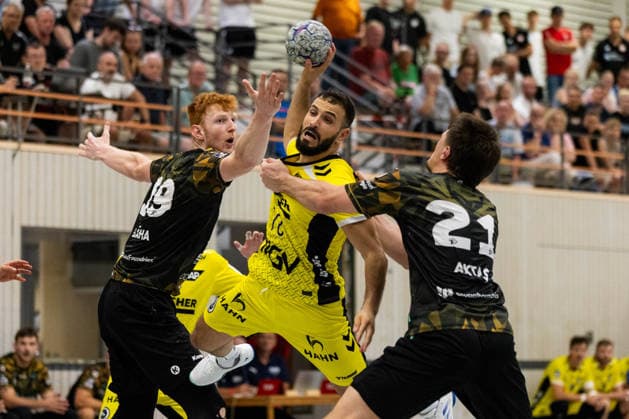 Mohamed Amine DARMOUL (TVB Stuttgart, 70) erzielt ein Tor, Aktion, Torwurf GER, TVB Stuttgart vs. HC Elbflorenz 2006, Handball, Vorbereitung, Turnier, S-Cup Altensteig, Viertelfinale, Spielzeit 2026 2027, 07.08.2026, GER, TVB Stuttgart vs. HC Elbflorenz 2006, Handball, Vorbereitung, Turnier, S-Cup Altensteig, Viertelfinale, Spielzeit 2026 2027, 07.08.2026, Altensteig *** Mohamed Amine DARMOUL, TVB Stuttgart, 70, scores a goal, play, shot on goal, GER, TVB Stuttgart vs. HC Elbflorenz 2006, handball, preseason, tournament, S Cup Altensteig, quarterfinals, 2026–2027 season, August 7, 2026, GER, TVB Stuttgart vs. HC Elbflorenz 2006, handball, preseason, tournament, S Cup Altensteig, quarterfinals, 2026–2027 season, August 7, 2026, Altensteig Copyright: xEibnerxPressefoto OliverxSchmidtx EP_OST