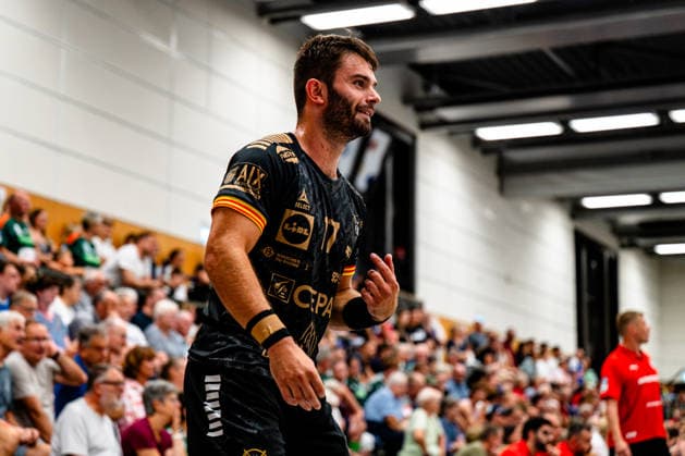 07.08.2026, xdobgx, Handball Heide-Cup 2026, VFL Gummersbach - Provence Aix v.l. Antoine Tissot (PAUC Handball, 17) lächelnd, freundlicher Gesichtsausdruck, smiling, friendly expression Schneverdingen *** August 7, 2026, xdobgx, 2026 Heide Cup Handball Tournament, VFL Gummersbach vs. Provence Aix-en-Provence Antoine Tissot PAUC Handball, 17, smiling, friendly expression, Schneverdingen