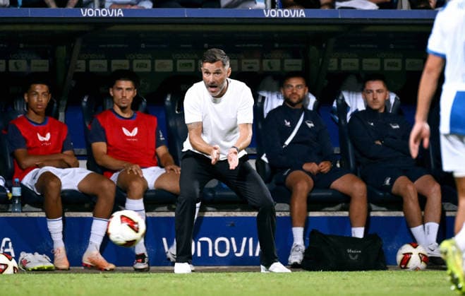 Bochum, Germany, 2. Bundesliga, Matchday 1, Vonovia Ruhrstadion Bochum, VfL Bochum vs Hertha BSC Berlin; Headcoach Stefan Leitl (HBB). Action *** Bochum, Germany, 2. Bundesliga, Matchday 1, Vonovia Ruhrstadion Bochum, VfL Bochum vs. Hertha BSC Berlin, Head Coach Stefan Leitl, HBB Action