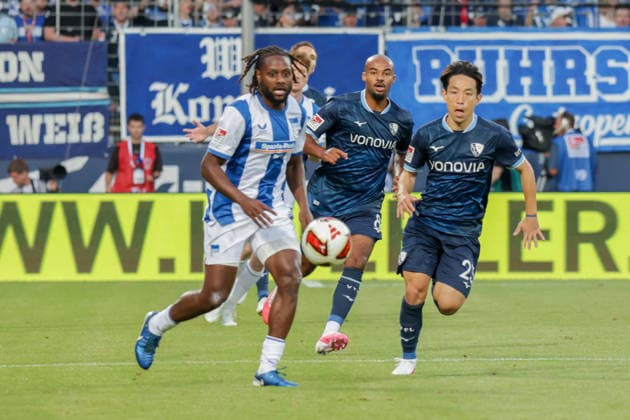 07.08.2026, xgrfx, Fussball 2.Bundesliga, VfL Bochum - Hertha BSC Berlin v.l. Deyovaisio Zeefuik (Hertha BSC), Koji Miyoshi (VfL Bochum) (DFL DFB REGULATIONS PROHIBIT ANY USE OF PHOTOGRAPHS as IMAGE SEQUENCES and or QUASI-VIDEO) Bochum *** August 7, 2026, xgrfx, Soccer 2. Bundesliga, VfL Bochum vs. Hertha BSC Berlin, featuring Deyovaisio Zeefuik (Hertha BSC) and Koji Miyoshi (VfL Bochum). DFL and DFB regulations prohibit any use of photographs as image sequences and or quasi-video. Bochum