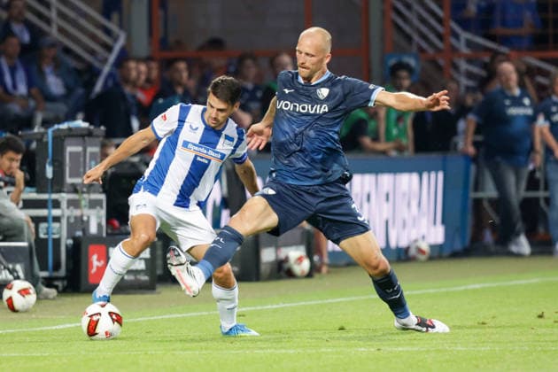 07.08.2026, xgrfx, Fussball 2.Bundesliga, VfL Bochum - Hertha BSC Berlin v.l. Josip Brekalo (Hertha BSC), Philipp Hofmann (VfL Bochum) (DFL DFB REGULATIONS PROHIBIT ANY USE OF PHOTOGRAPHS as IMAGE SEQUENCES and or QUASI-VIDEO) Bochum *** August 7, 2026, xgrfx, Soccer 2. Bundesliga, VfL Bochum vs. Hertha BSC Berlin, featuring Josip Brekalo (Hertha BSC) and Philipp Hofmann (VfL Bochum). DFL and DFB regulations prohibit any use of photographs as image sequences and or quasi-video. Bochum