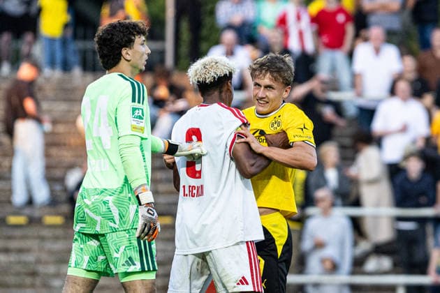 Regionalliga West: Borussia Dortmund II - 1.FC Köln II, 07.08.2026 Lionel Voufack (1. FC Köln U23, 3), Tim Degener (Borussia Dortmund U23, 7) im Konflikt. Regionalliga West: Borussia Dortmund II - 1.FC Köln II, Rote Erde, Dortmund; 07.08.2026 DFB regulations prohibit any use of photographs as image sequences and or quasi video. *** Regionalliga West: Borussia Dortmund II 1, FC Köln II 0, August 7, 2026; Lionel Voufack, FC Köln U23, 3, Tim Degener, Borussia Dortmund U23, 7 in the match: Regionalliga West, Borussia Dortmund II vs. 1. FC Köln II, Rote Erde, Dortmund, August 7, 2026. DFB regulations prohibit any use of photographs as image sequences and or quasi-video. Copyright: xBEAUTIFULxSPORTS Buriakovx