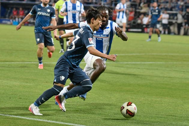 v. li. im Zweikampf Koji Miyoshi (Bochum 23) Deyovaisio Zeefuik (BSC 42) 07.08.2026 ¢ Fussball ¢ VfL Bochum vs Hertha BSC, Vonovia Ruhrstadion, Bochum, DFB DFL REGULATIONS PROHIBIT ANY USE OF PHOTOGRAPHS AS IMAGE SEQUENCES AND OR QUASI-VIDEO NRW Germany *** From left: Koji Miyoshi (Bochum 23) and Deyovaisio Zeefuik (BSC 42) in a one-on-one duel, July 8, 2026 ¢ Soccer ¢ VfL Bochum vs. Hertha BSC, Vonovia Ruhrstadion, Bochum, DFB DFL REGULATIONS PROHIBIT ANY USE OF PHOTOGRAPHS AS IMAGE SEQUENCES AND OR QUASI-VIDEO NRW Germany Copyright: xpepphotox xSaschaxWeizx pep00321, pep_20260807_hm_395843