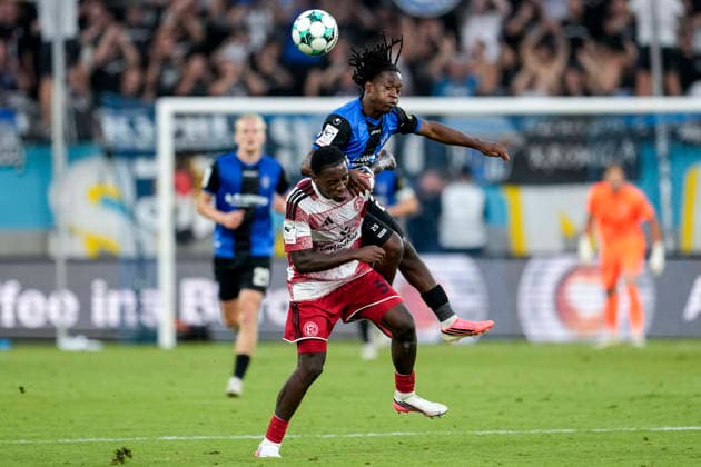 v.li.: Kaden Amaniampong (F95, 39), Nolan Xavier Muteba N Tumba (NTumba, SV Waldhof, 29), beim Kopfball, Kopfballduell, Spielszene, Zweikampf in der Luft, Aktion, Action, 07.08.2026, Mannheim (Deutschland), Fussball, 3. Liga, SV Waldhof Mannheim - Fortuna Düsseldorf, DFB DFL REGULATIONS PROHIBIT ANY USE OF PHOTOGRAPHS AS IMAGE SEQUENCES AND OR QUASI-VIDEO. *** From left: Kaden Amaniampong F95, 39, Nolan Xavier Muteba N Tumba NTumba, SV Waldhof, 29, during a header, header duel, game scene, aerial duel, action, August 7, 2026, Mannheim, Germany, soccer, 3. Liga, SV Waldhof Mannheim vs. Fortuna Düsseldorf, DFB and DFL regulations prohibit any use of photographs as image sequences and or quasi-video xozx