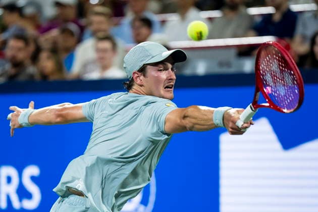 August 7, 2026, Montreal, Pq, Canada: Joao Fonseca from Brazil returns the ball from Casper Ruud from Norway on day six of the National Bank Open tennis tournament in Montreal on Friday, August 7, 2026. Canada News - August 7, 2026  - ZUMAc35_ 20260807_zaf_c35_081 Copyright: xChristopherxKatsarovx