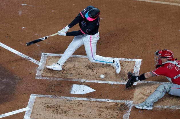 MLB, Baseball Herren, USA - Miami Marlins vs Los Angeles Angels Miami Marlins second baseman Xavier Edwards in action during the Major League Baseball (MLB) game between the Miami Marlins and the Los Angeles Angels in Miami, Florida, USA, 07 August 2026. MIAMI FLORIDA United States  Copyright: xCRISTOBALxHERRERA-ULASHKEVICHx