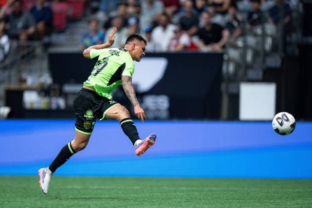 August 7, 2026, Vancouver, Bc, CANADA: Juarez FC s Ettson Ayon (29) kicks the ball to score against the Vancouver Whitecaps during the first half of a Leagues Cup soccer match in Vancouver, on Friday, August 7, 2026. Canada News - August 7, 2026  - ZUMAc35_ 20260807_zaf_c35_111 Copyright: xEthanxCairnsx