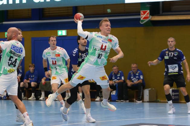 07.08.2026, xtgx, Handball Turnier, EHV Aue - SC Magdeburg emspor, v.l. Gisli Thorgeir Kristjansson (Magdeburg, 10) wirft Tor, Torschuetze, erzielt Tor, Treffer, scores the goal Lößnitz *** August 7, 2026, xtgx, Handball Tournament, EHV Aue vs. SC Magdeburg emspor, from left: Gisli, Thorgeir, Kristjansson, Magdeburg, 10 takes a shot, goal scorer, scores a goal, Lößnitz