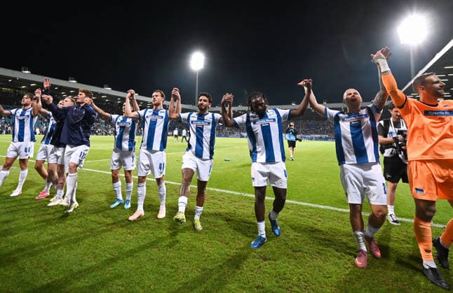 Bochum, Germany, 2. Bundesliga, Matchday 1, Vonovia Ruhrstadion Bochum, VfL Bochum vs Hertha BSC Berlin 0:1; Berlin players Marius Gersbeck (HBB), Jon Dagur Thorsteinsson (HBB), Deyovaisio Zeefuik (HBB), Kevin Sessa (HBB), Pascal Klemens (HBB) celebrate after the match. Celebration, Joy, Action. *** Bochum, Germany, 2. Bundesliga, Matchday 1, Vonovia Ruhrstadion Bochum, VfL Bochum vs. Hertha BSC Berlin 0–1 Berlin players Marius Gersbeck (HBB), Jon Dagur Thorsteinsson (HBB), Deyovaisio Zeefuik (HBB), Kevin Sessa (HBB), and Pascal Klemens (HBB) celebrate after the match. Celebration, Joy, Action