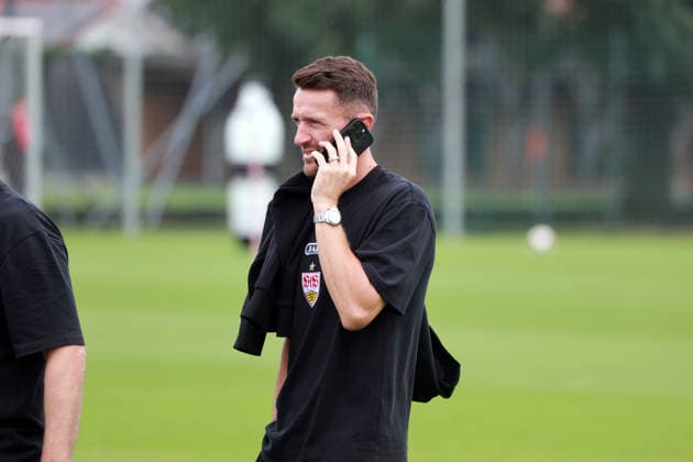 07.08.26 VfB Stuttgart Trainingslager Grassau Chiemsee 2026 Deutschland, Grassau, 07.08.2026, Fussball, Bundesliga, Saison 2026 2027, VfB Stuttgart, Trainingslager Grassau Chiemsee 2026: Christian Gentner (Sportdirektor). *** August 7, 2026 VfB Stuttgart Training Camp in Grassau, Chiemsee, Germany, Grassau, August 7, 2026, Soccer, Bundesliga, 2026–2027 Season, VfB Stuttgart, Grassau Chiemsee Training Camp 2026, Christian Gentner, Sporting Director