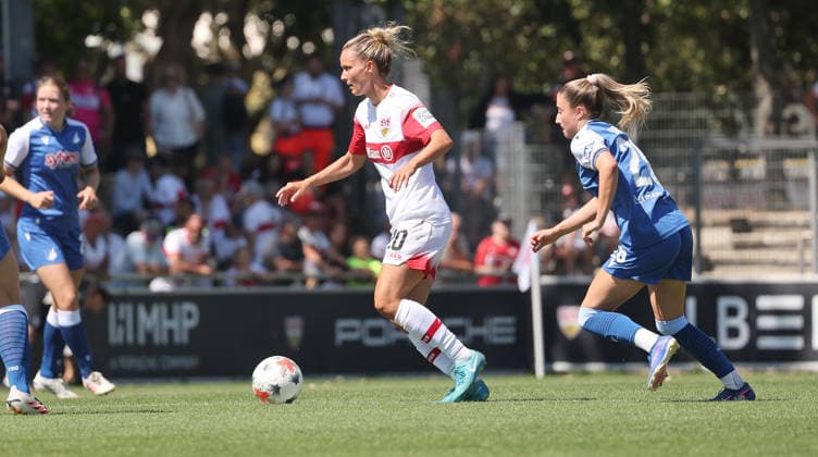 Stuttgart , VfB Stuttgart Saisoneröffnung VfB Stuttgart Frauen vs. TSG 1899 Hoffenheim Frauen , Jana Beuschlein ( VfB ) *** Stuttgart, VfB Stuttgart Season Opener: VfB Stuttgart Women vs. TSG 1899 Hoffenheim Women, Jana Beuschlein, VfB