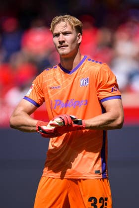 Fußball, 2. Bundesliga, 20260808, 1. FC Heidenheim - VfL Osnabrück. Im Bild Torwart Jonas KRUMREY (Osnabrück, 32). Heidenheim Voith-Arena Baden-Württemberg Deutschland *** Soccer, 2. Bundesliga, 20260808, 1. FC Heidenheim vs. VfL Osnabrück. Pictured: Goalkeeper Jonas KRUMREY of Osnabrück, 32. Heidenheim Voith Arena, Baden-Württemberg, Germany Copyright: Passion2Press MarkusxFischerx