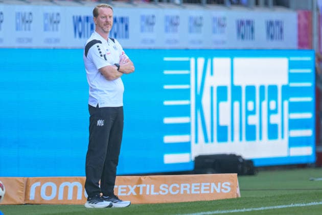 Fußball, 2. Bundesliga, 20260808, 1. FC Heidenheim - VfL Osnabrück. Im Bild Trainer Osnabrück Timo SCHULTZ. Heidenheim Voith-Arena Baden-Württemberg Deutschland *** Soccer, 2. Bundesliga, 20260808, 1. FC Heidenheim vs. VfL Osnabrück. Pictured: Osnabrück coach Timo SCHULTZ at Heidenheim s Voith Arena in Baden-Württemberg, Germany Copyright: Passion2Press MarkusxFischerx