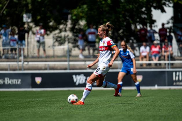 08.08.2026, GER, Fussball, Frauen, Testspiel, Saison 2026 2027, VfB Stuttgart vs TSG 1899 Hoffenheim Maximiliane Rall ( VfB Stuttgart, 08 ) am Ball, Stuttgart Robert-Schlienz-Stadion Baden-Württemberg Deutschland *** August 8, 2026, GER, Soccer, Women s, Friendly, 2026–2027 Season, VfB Stuttgart vs. TSG 1899 Hoffenheim Maximiliane Rall VfB Stuttgart, 08 am Ball, Stuttgart Robert Schlienz Stadium Baden-Württemberg Germany Copyright: xNordphoto Memmlerx