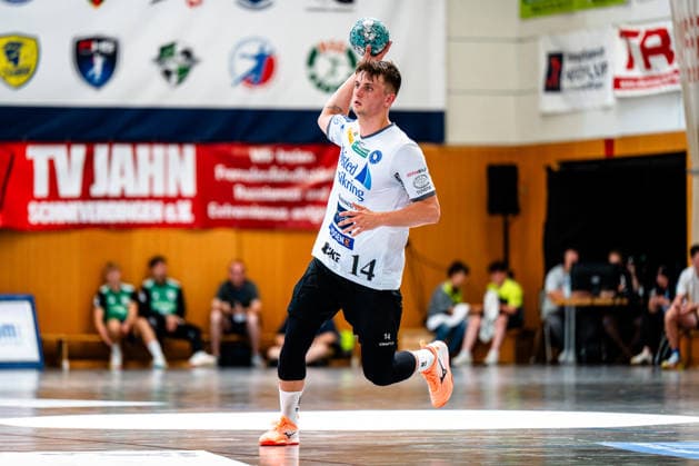 08.08.2026, xdobgx, Handball Heide-Cup 2026, Handball Club Hamburg - Mors-Thy Handbold v.l. Christoffer Brorson (Mors-Thy Handbold, 14) am Ball, plays the ball Schneverdingen *** August 8, 2026, xdobgx, 2026 Heide Cup Handball Tournament, Handball Club Hamburg vs. Mors Thy Handbold, featuring Christoffer Brorson of Mors Thy Handbold, 14 on the ball, plays the ball in Schneverdingen