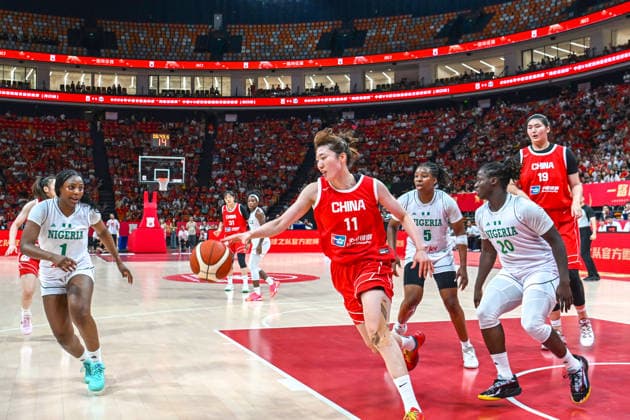 HAIKOU, CHINA - AUGUST 07: Luo Xinyu of Team China holds the ball during the 2026 women s basketball warm-up match between China and Nigeria on August 7, 2026 in Haikou, Hainan Province of China. China defeated Nigeria 70-67 in the first game of the Haikou station, with Zhang Ziyu scoring 24 points and grabbing 11 rebounds, and Yang Shuyu adding 12 points.  Copyright: xVCGx 111658791757
