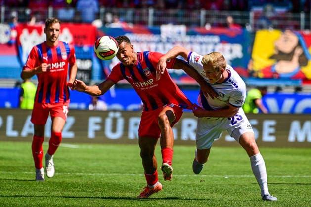 08.08.2026, GER, Fußball, Herren, 2. Bundesliga, 1. FC Heidenheim vs VfL Osnabrück Marcel Costly (Heidenheim, 24) setzt sich gegen Niklas Wiemann (Osnabrück, 25) durch Heidenheim Voith-Arena Baden-Württemberg Deutschland *** August 8, 2026, GER, Soccer, Men s, 2. Bundesliga, 1. FC Heidenheim vs. VfL Osnabrück; Marcel Costly (Heidenheim, 24) beats Niklas Wiemann (Osnabrück, 25); Heidenheim Voith Arena, Baden-Württemberg, Germany Copyright: xNordphotox xHafnerx