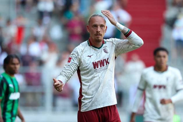 Marius Wolf 27 (FC Augsburg), FC Augsburg vs. US Sassuolo Calcio, Fussball, 1. Bundesliga, Testspiel, Saison 2026 27, 08.08.2026 Augsburg Bayern Deutschland *** Marius Wolf 27, FC Augsburg; FC Augsburg vs. US Sassuolo Calcio; Soccer; Bundesliga 1; Friendly Match; 2026–27 Season; August 8, 2026; Augsburg, Bavaria, Germany Copyright: xkolbert-press ChristianxKolbertx